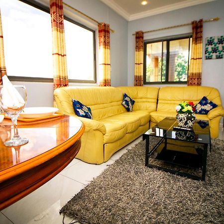 Indigo Cottage And Apartment Кумаси Экстерьер фото
