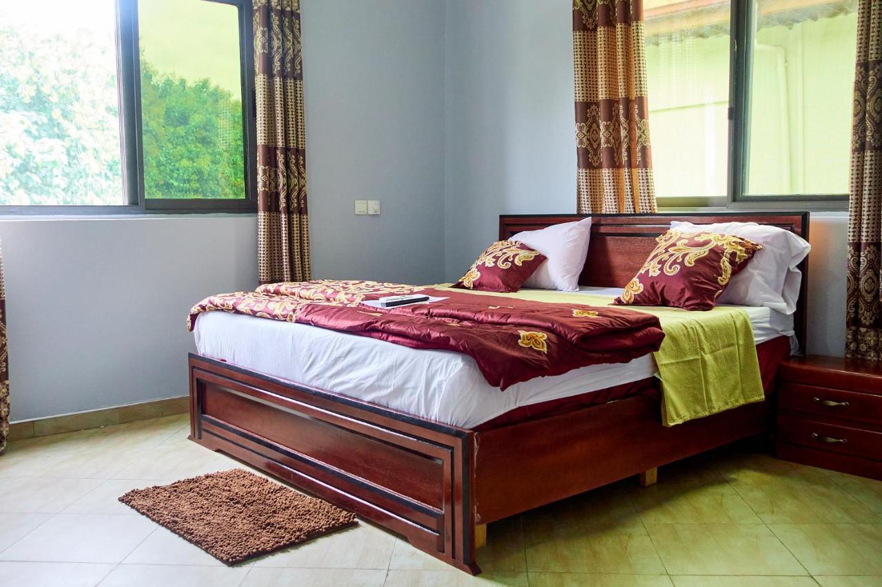 Indigo Cottage And Apartment Кумаси Экстерьер фото