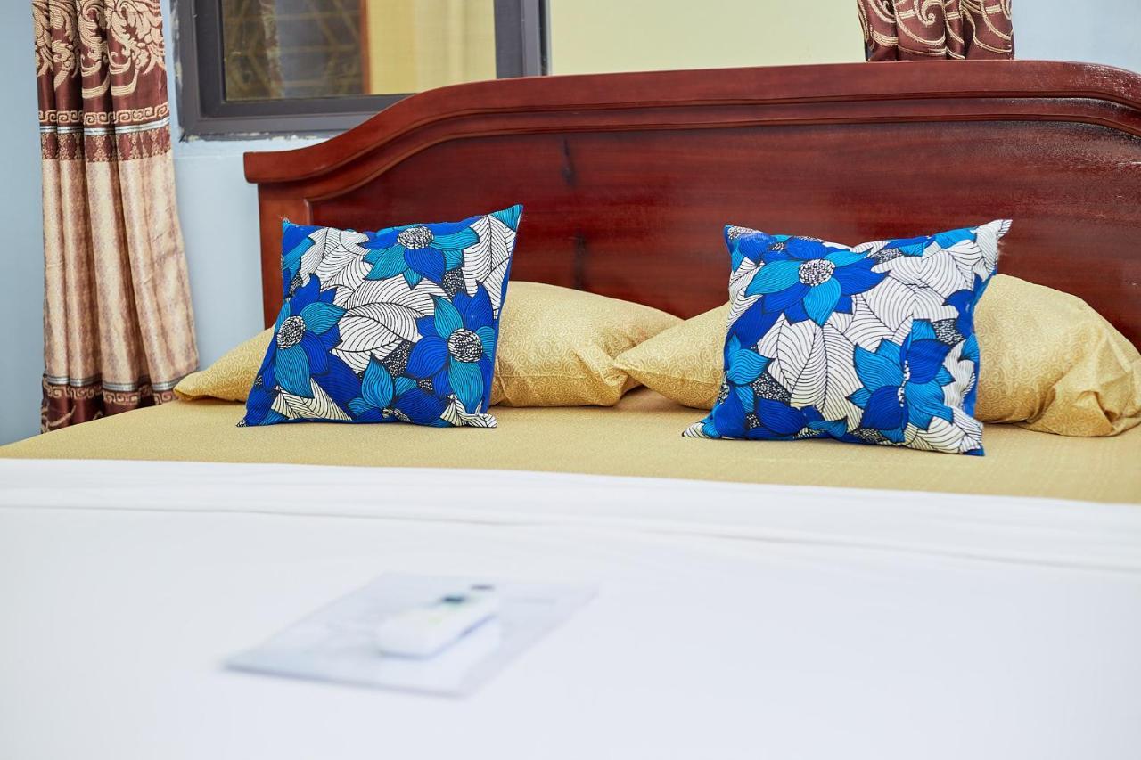 Indigo Cottage And Apartment Кумаси Экстерьер фото