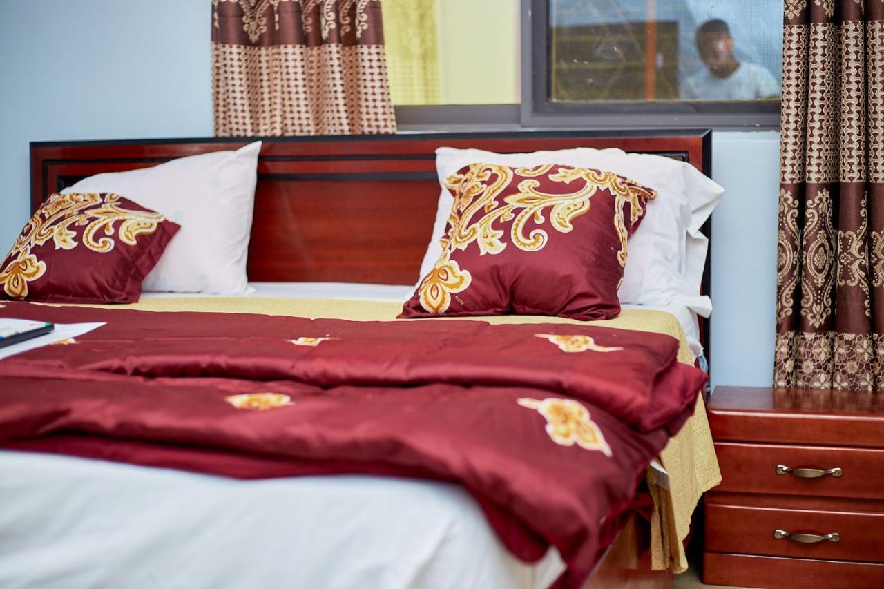 Indigo Cottage And Apartment Кумаси Экстерьер фото