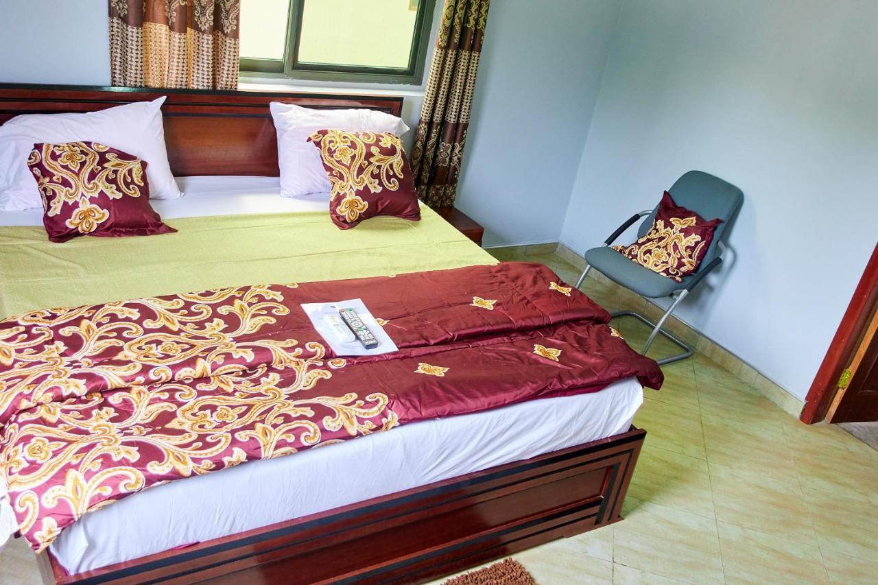 Indigo Cottage And Apartment Кумаси Экстерьер фото