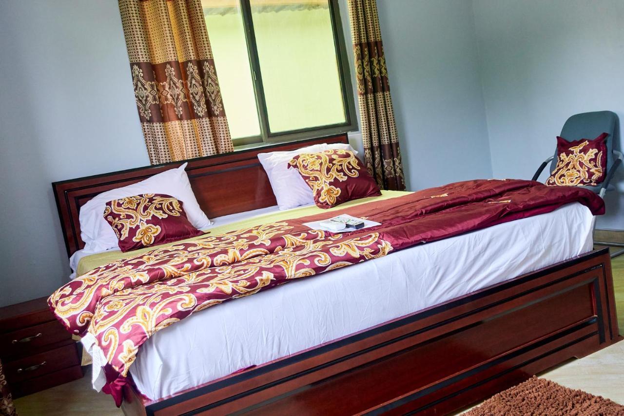 Indigo Cottage And Apartment Кумаси Экстерьер фото