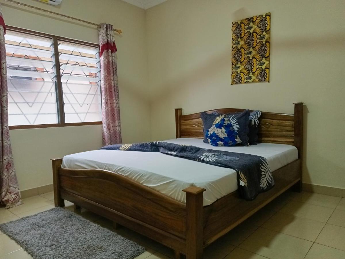 Indigo Cottage And Apartment Кумаси Экстерьер фото