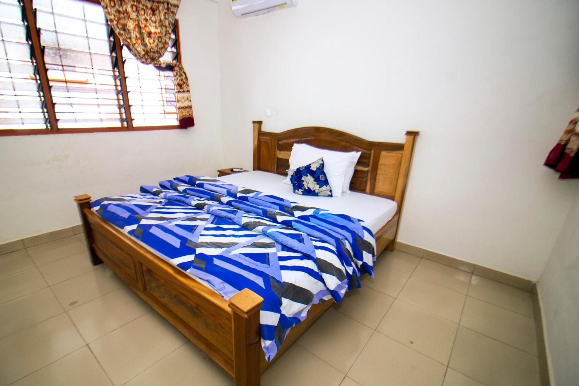 Indigo Cottage And Apartment Кумаси Экстерьер фото