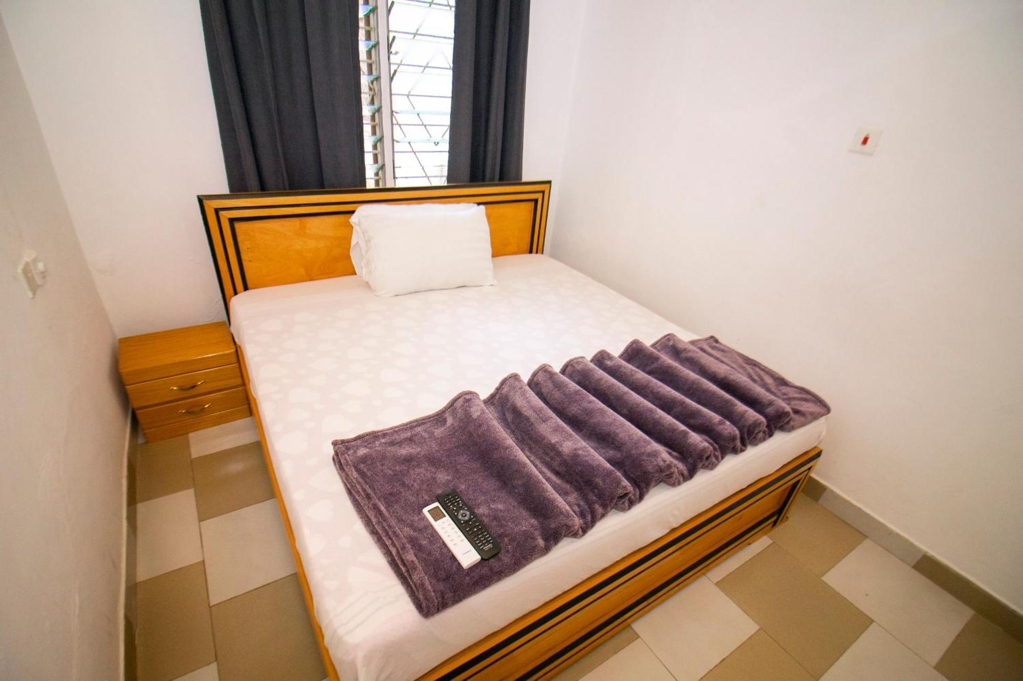 Indigo Cottage And Apartment Кумаси Экстерьер фото