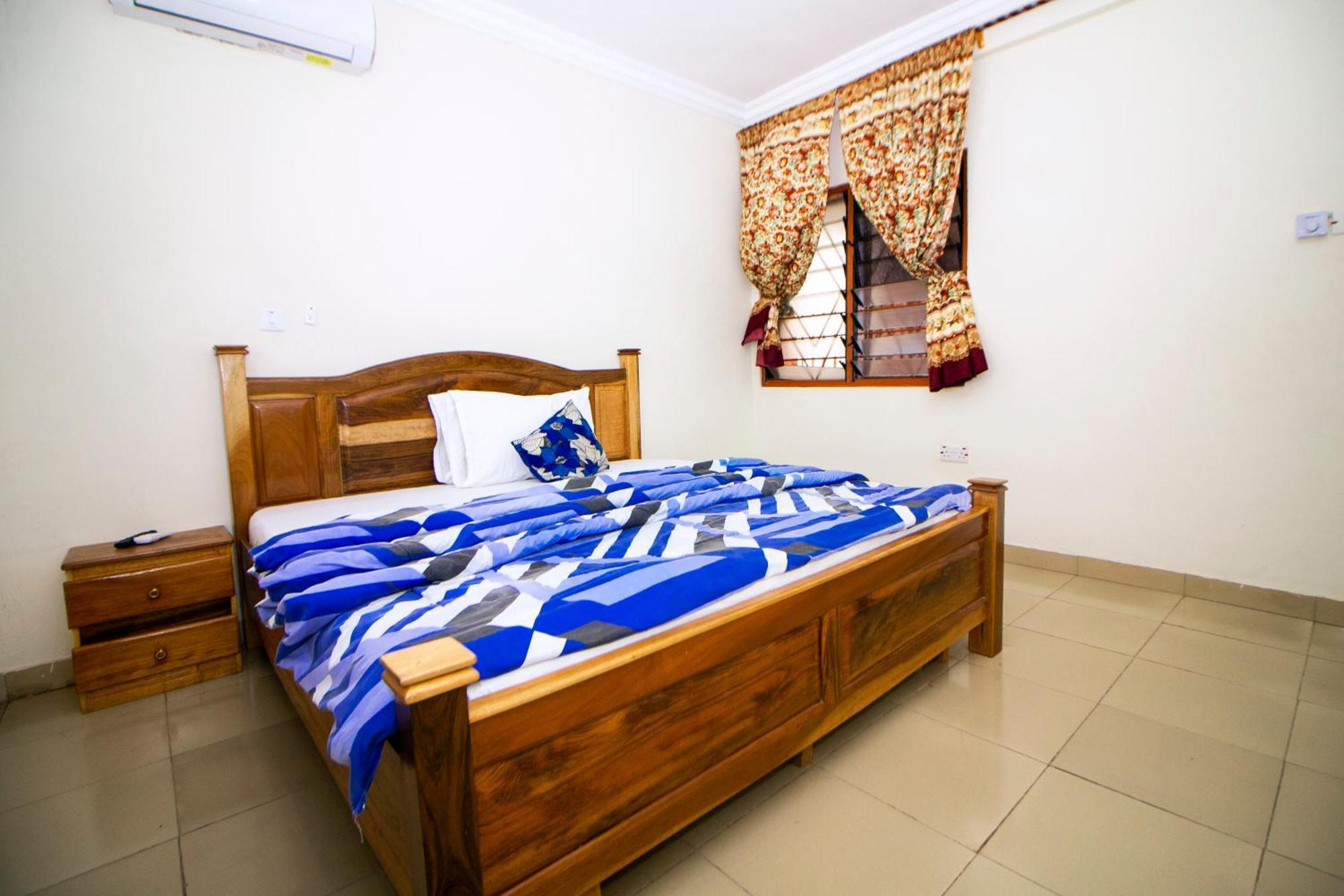 Indigo Cottage And Apartment Кумаси Экстерьер фото